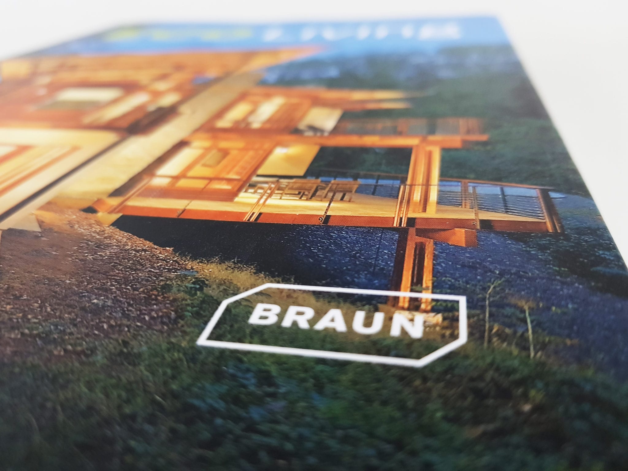 Eco Living Braun Publishing Verlagslogo Detailansicht