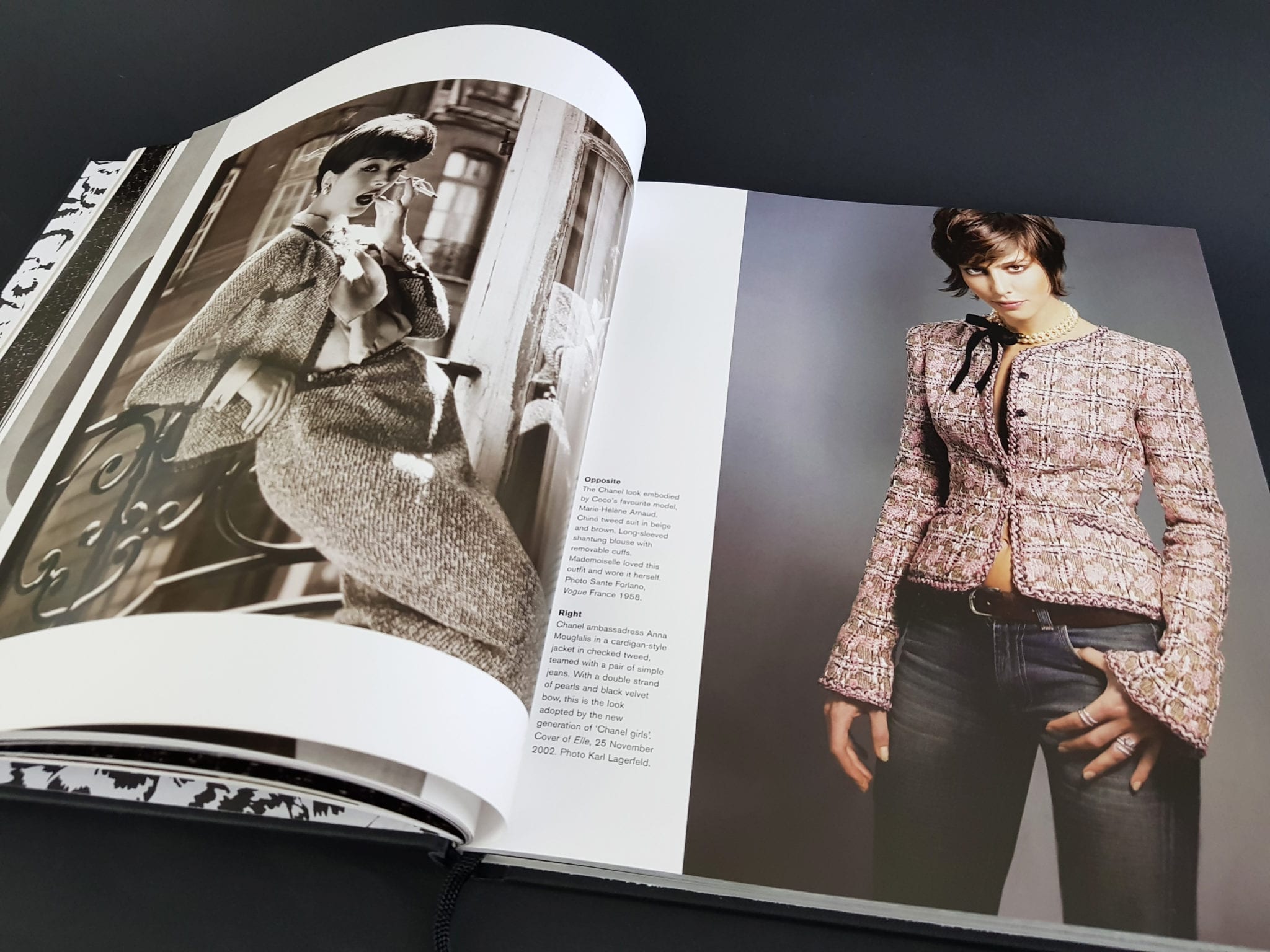 Chanel Collections and Creations Thames&Hudson Verlag aufgeschlagene Doppelseite