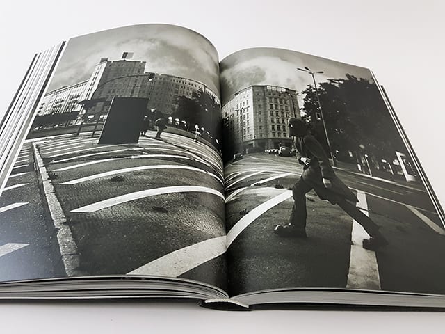 Peter Lindbergh A Different Vision on Fashion Photography TASCHEN Verlag Doppelseite Innenansicht