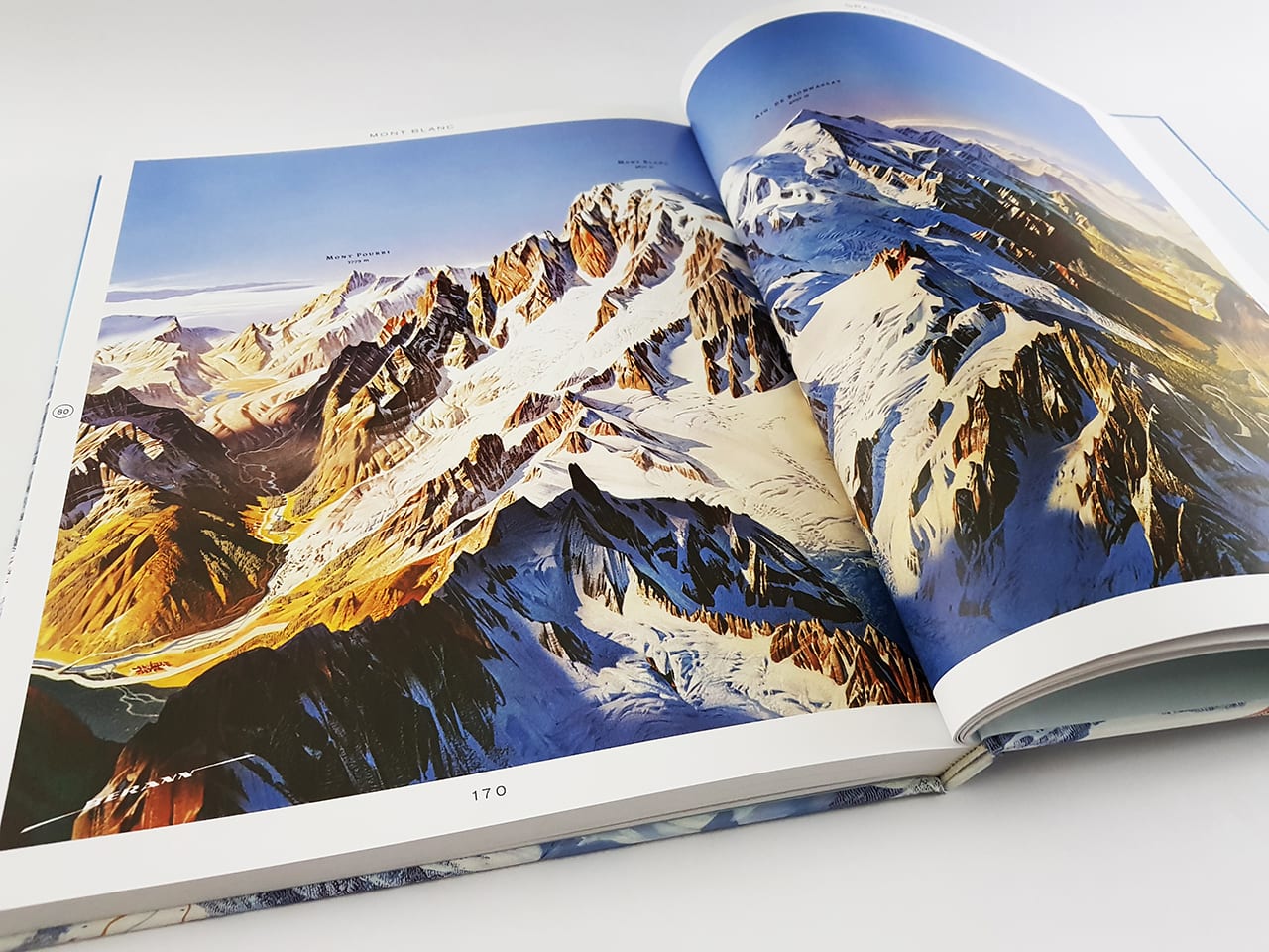 Alpen Die Kunst der Panoramakarte Prestel Verlag Doppelseite Innenansicht