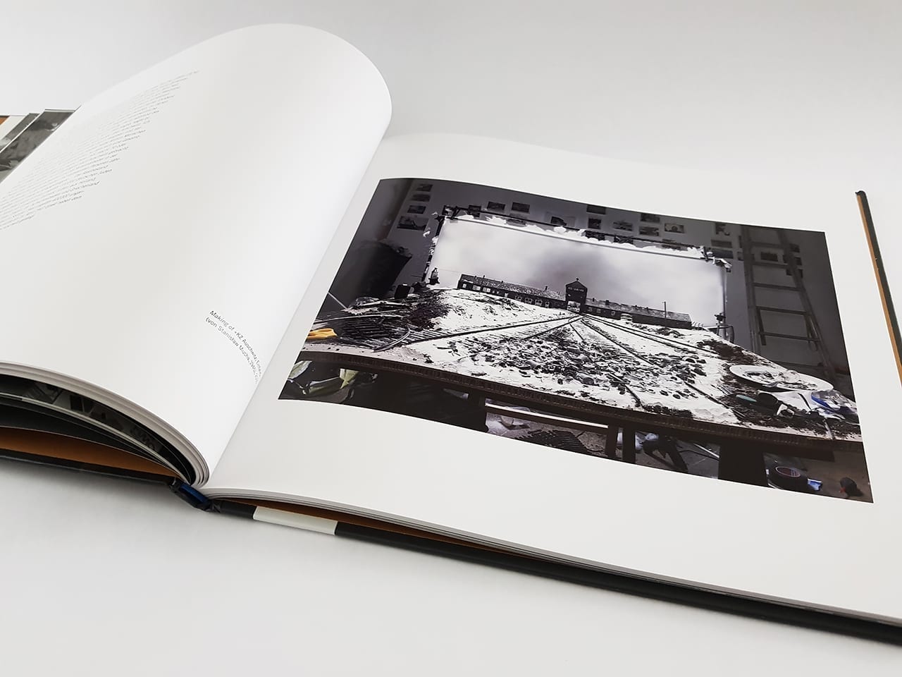 Double Take Eine wahre Geschichte der Fotografie Lars Müller Publishers Doppelseite Innenansicht