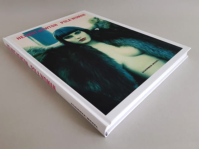Helmut Newton Pola Woman Schirmer Mosel Verlag Buchcover liegend