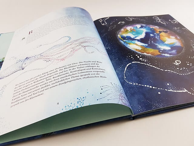 20.000 Meilen unter dem Meer Annette Betz Ueberreuter Verlag aufgeschlagenes Kinderbuch
