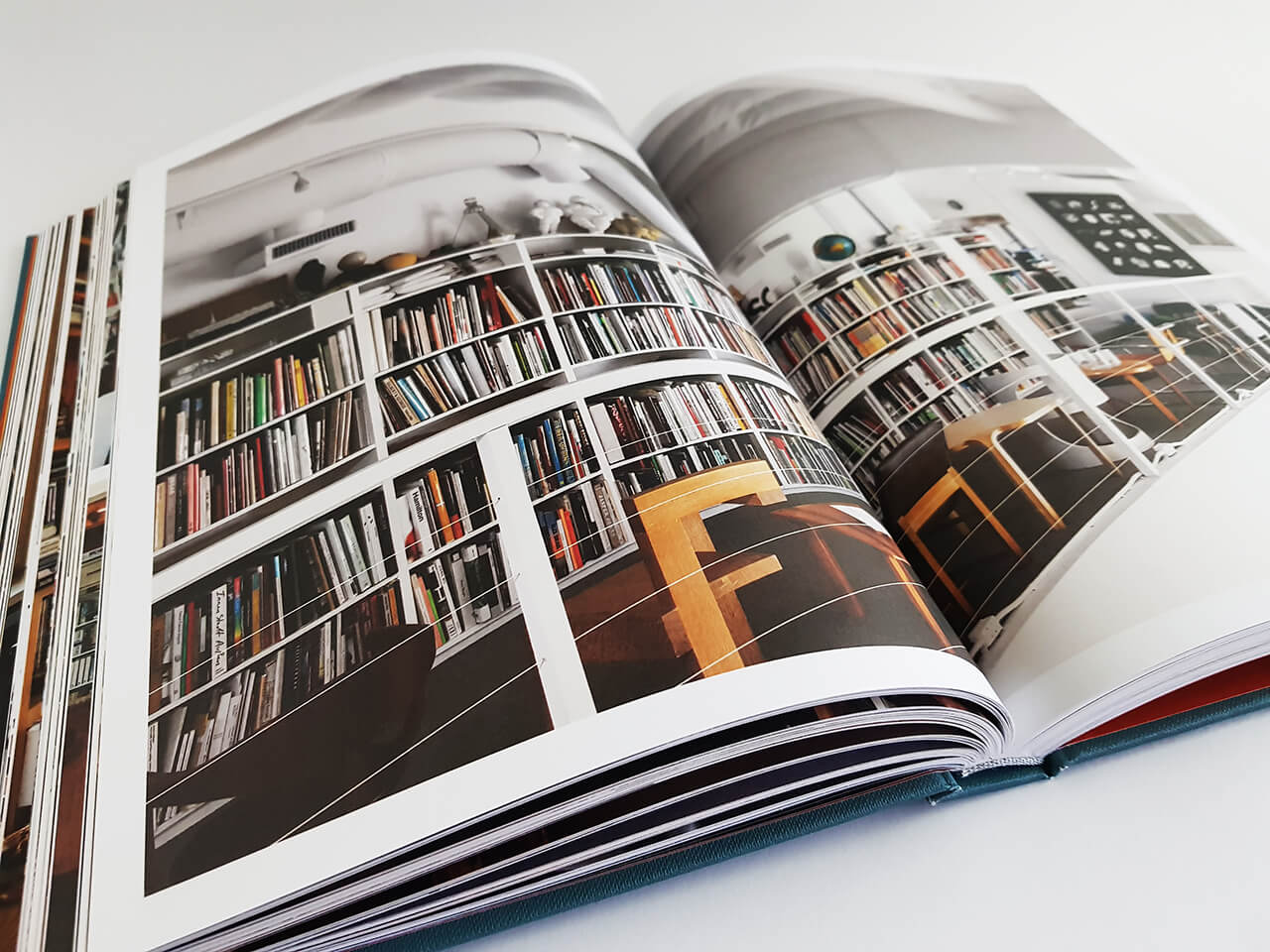 BiblioStil Vom Leben mit Büchern Prestel Verlag aufgeschlagener Bildband