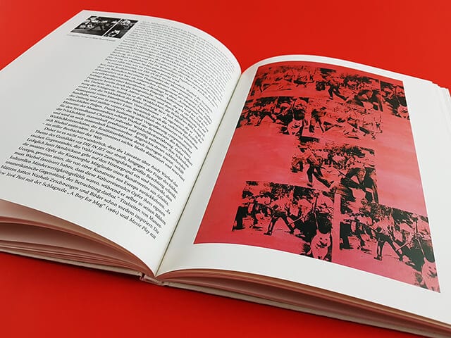 Warhol TASCHEN Verlag Kleine Reihe aufgeschlagener Bildband