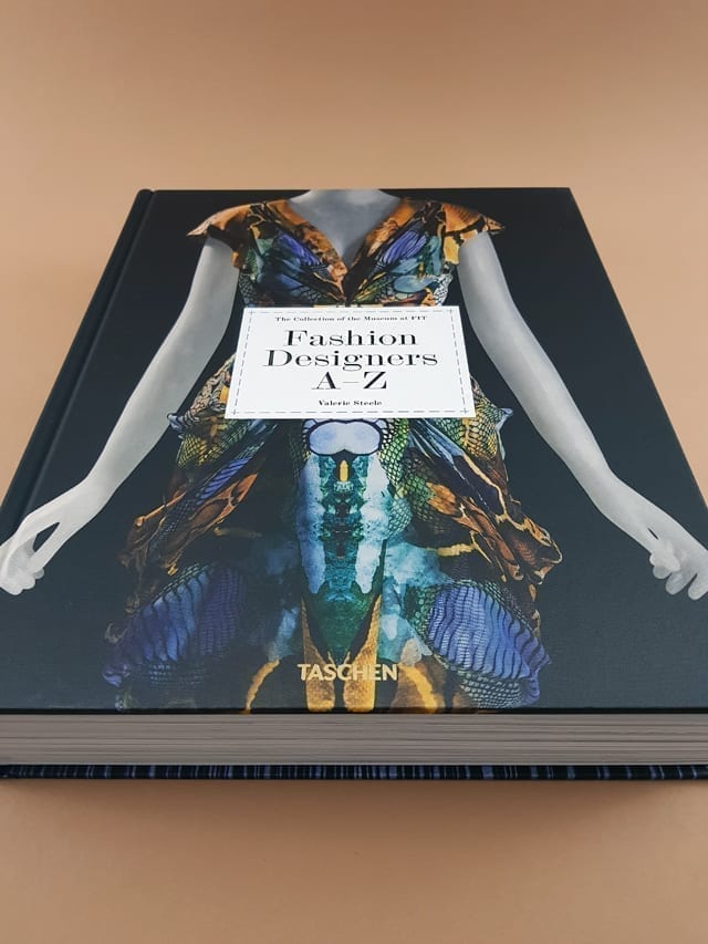 Fashion Designers TASCHEN Verlag Buchcover